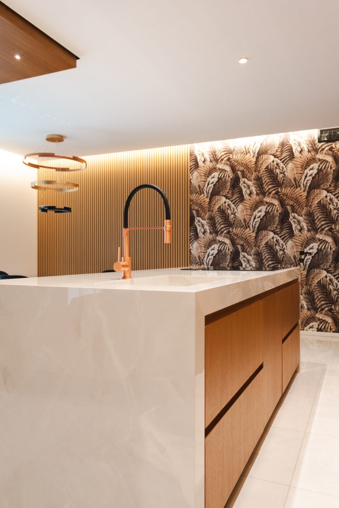 Illuminazione Casa NM, Barletta — Residenziale: progetto di illuminazione realizzato da Battaglia Illuminazione