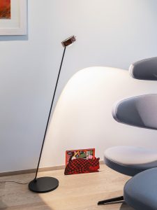 Luce, Design e Materia: L’Arte di Illuminare gli Spazi